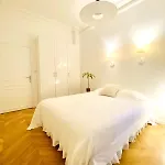Design & Confortable Flat Between Arc De Triomphe & Tour Eiffel