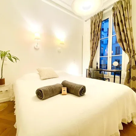 Design & Comfort Between Arc De Triomphe & Eiffel Tower 公寓