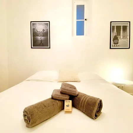 Appartement Arty Chic Entre Arc De Triomphe & Tour Eiffel * 巴黎